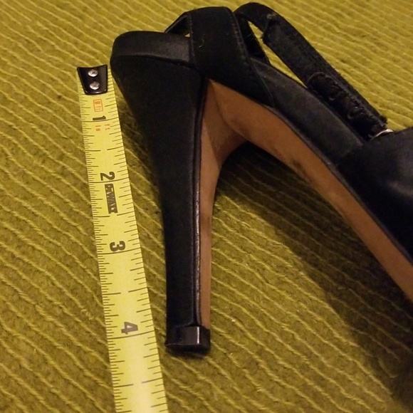 Donating Soon..LAUNDRY Black Strap High Heel-8M - Picture 4 of 4